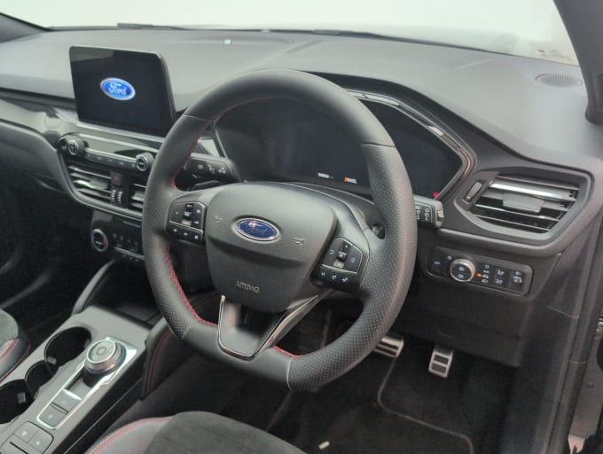 2025 Ford Kuga