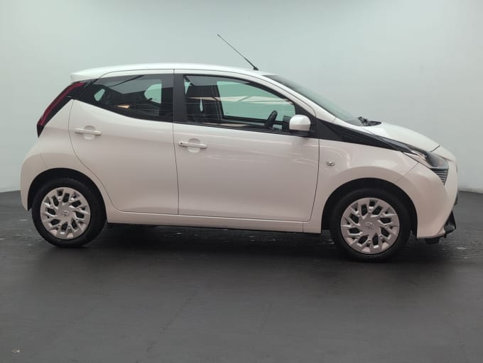 2025 Toyota Aygo