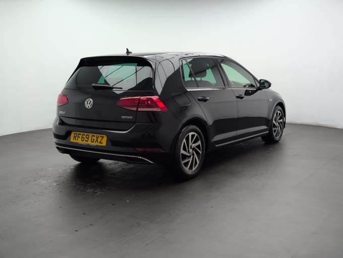 2025 Volkswagen Golf