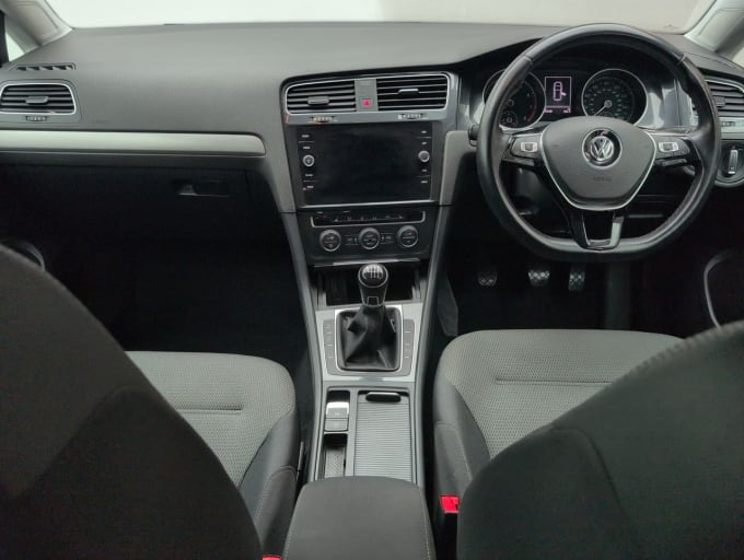 2025 Volkswagen Golf