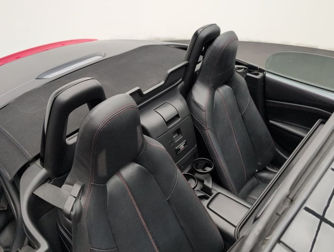 2025 Mazda Mx-5