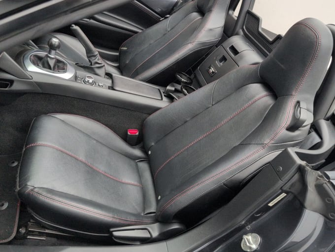 2025 Mazda Mx-5