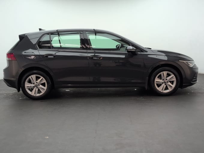 2025 Volkswagen Golf