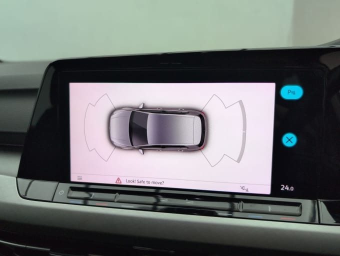 2025 Volkswagen Golf