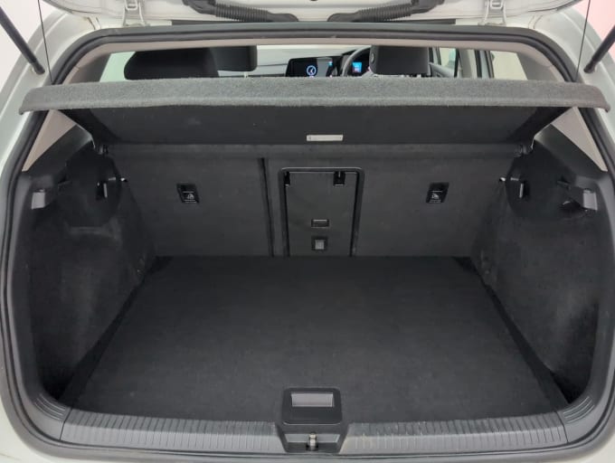 2025 Volkswagen Golf