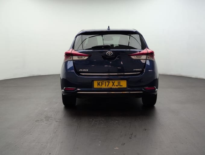 2025 Toyota Auris