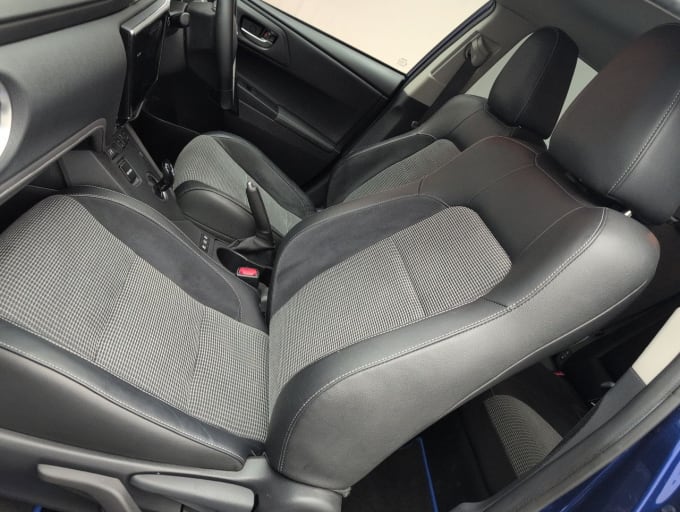 2025 Toyota Auris