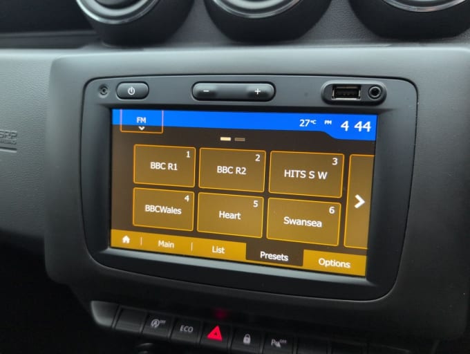 2025 Dacia Duster