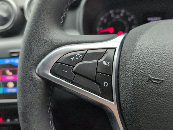 2025 Dacia Duster