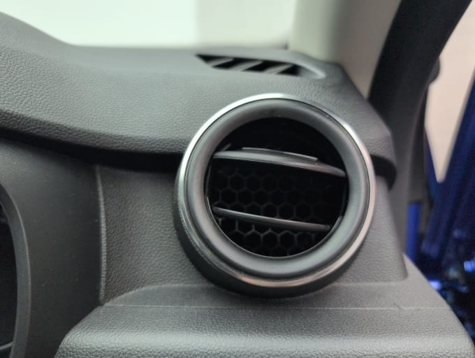 2025 Dacia Duster