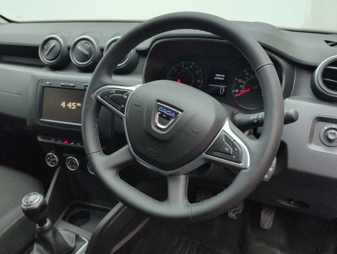 2025 Dacia Duster