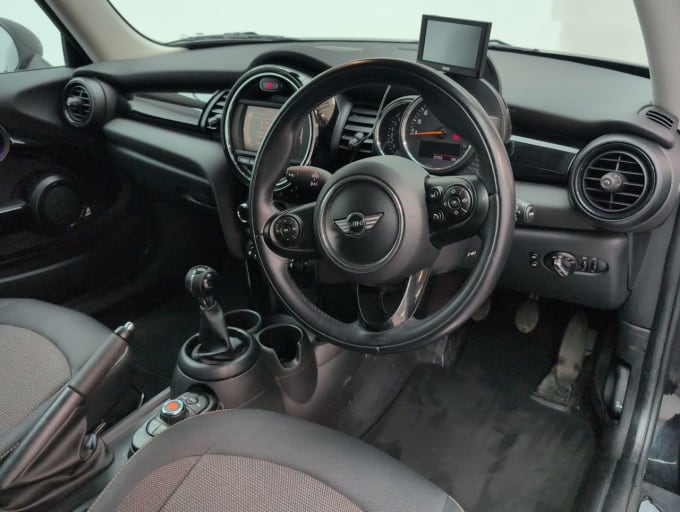 2025 Mini Hatch