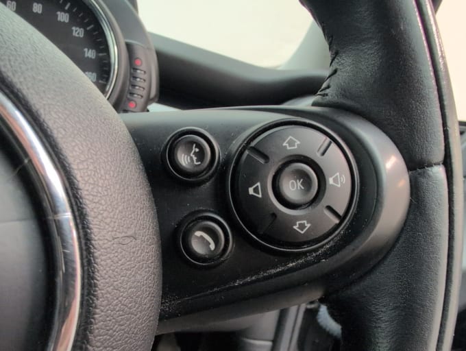 2025 Mini Hatch