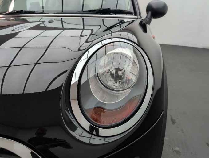 2025 Mini Hatch
