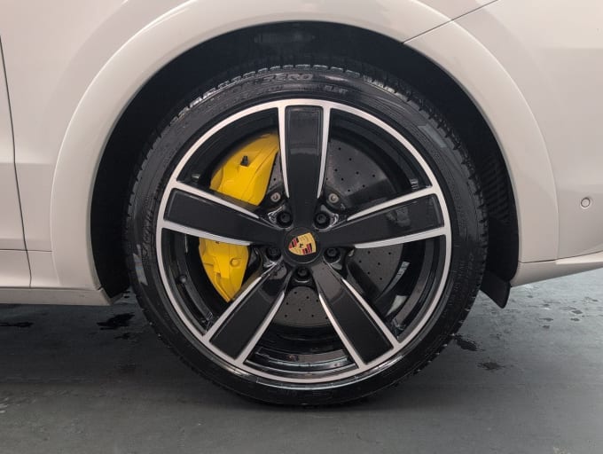 2025 Porsche Cayenne