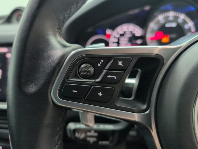 2025 Porsche Cayenne