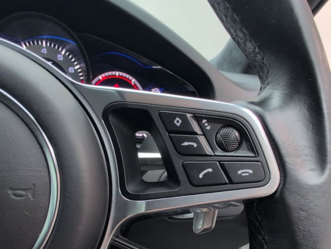 2025 Porsche Cayenne
