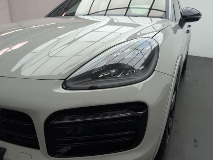 2025 Porsche Cayenne