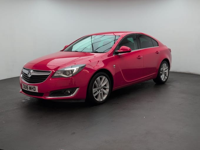 2025 Vauxhall Insignia