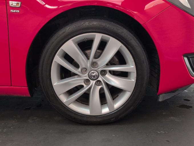 2025 Vauxhall Insignia