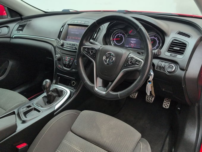 2025 Vauxhall Insignia