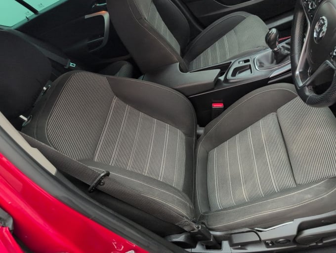 2025 Vauxhall Insignia