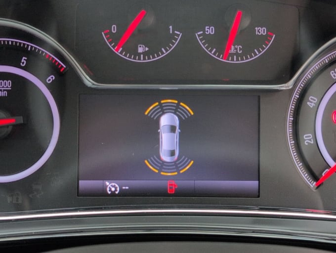 2025 Vauxhall Insignia