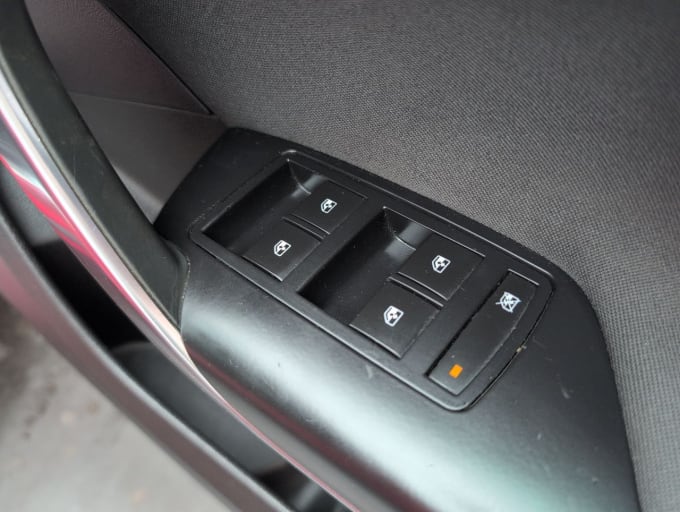 2025 Vauxhall Insignia