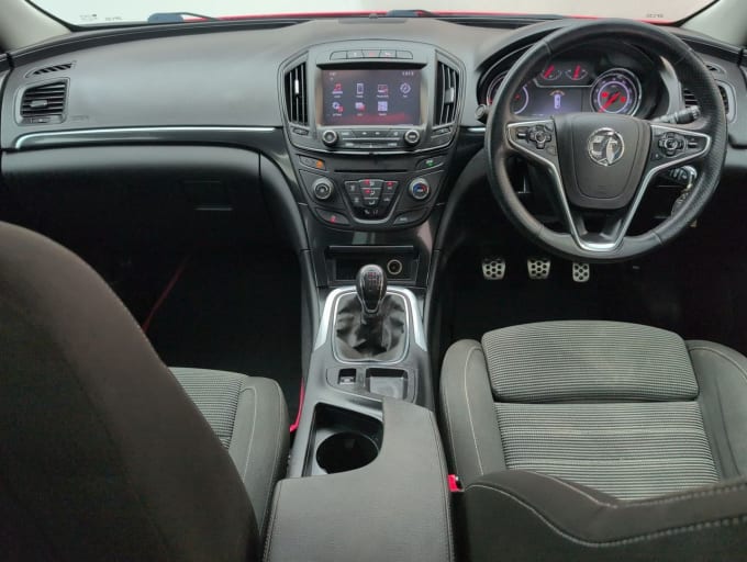 2025 Vauxhall Insignia