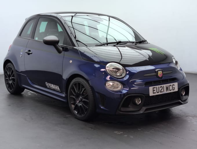 2025 Abarth 595