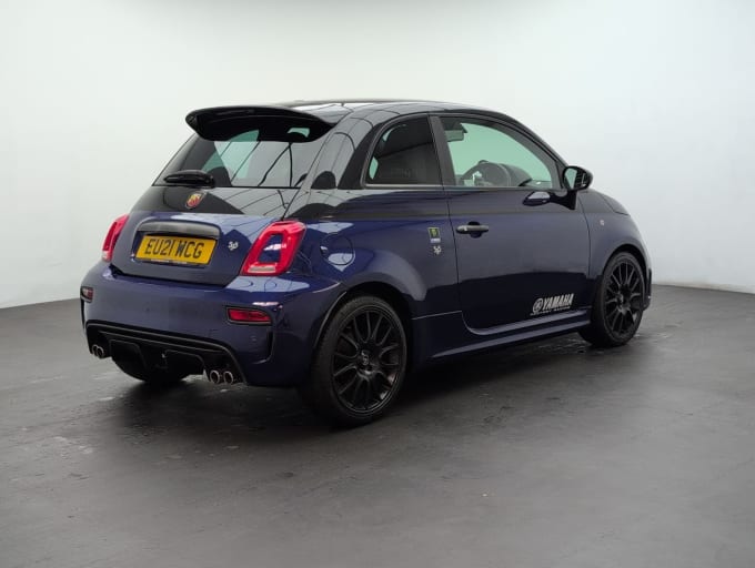 2025 Abarth 595