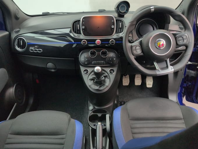 2025 Abarth 595