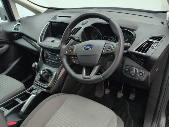 2025 Ford C-max