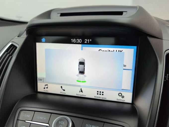 2025 Ford C-max