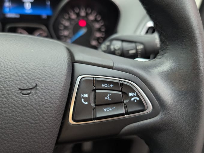 2025 Ford C-max