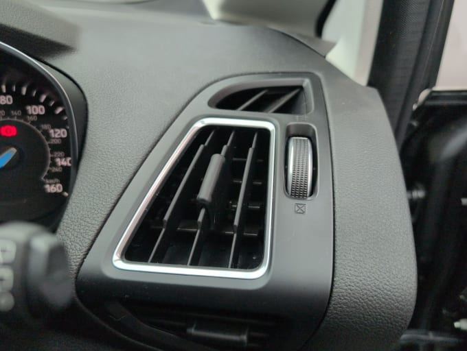 2025 Ford C-max
