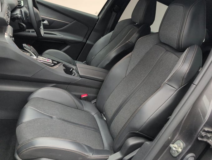 2025 Peugeot 3008