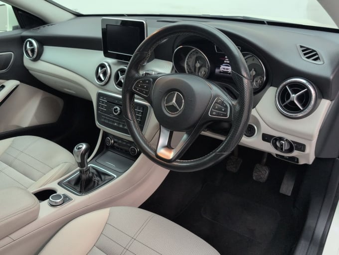 2025 Mercedes-benz Cla