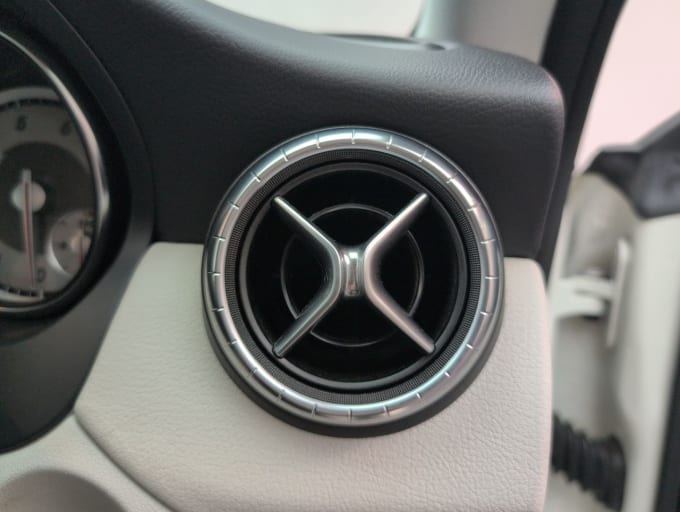 2025 Mercedes-benz Cla
