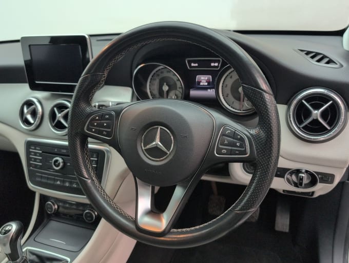 2025 Mercedes-benz Cla