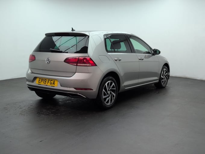 2025 Volkswagen Golf