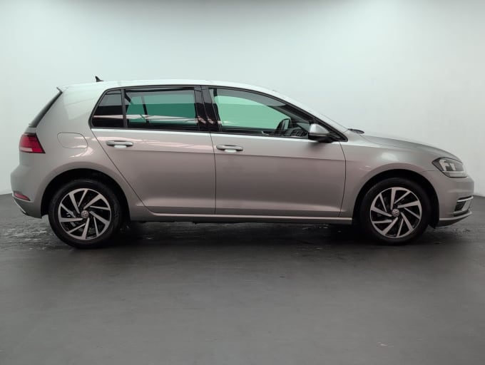 2025 Volkswagen Golf