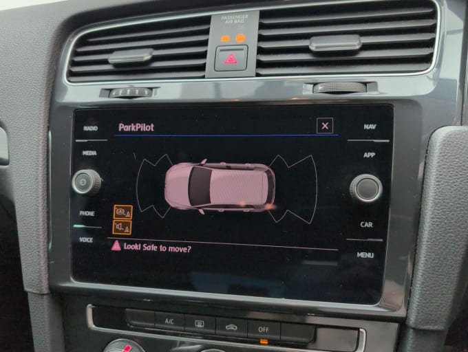 2025 Volkswagen Golf
