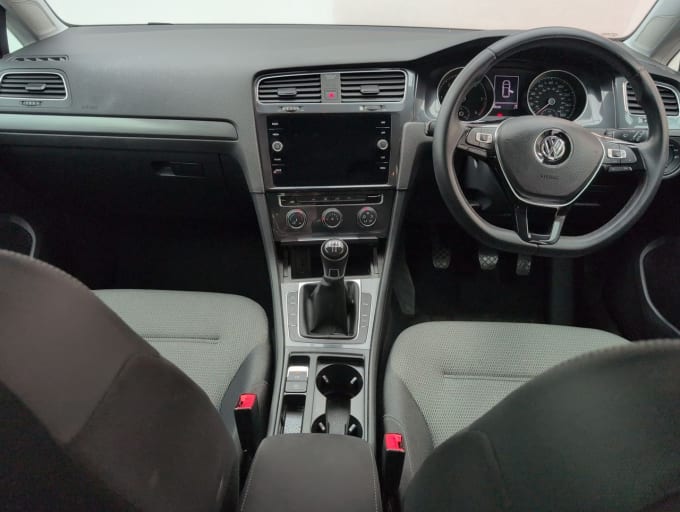 2025 Volkswagen Golf