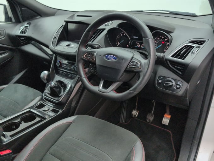 2025 Ford Kuga
