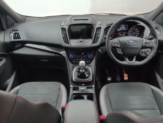 2025 Ford Kuga