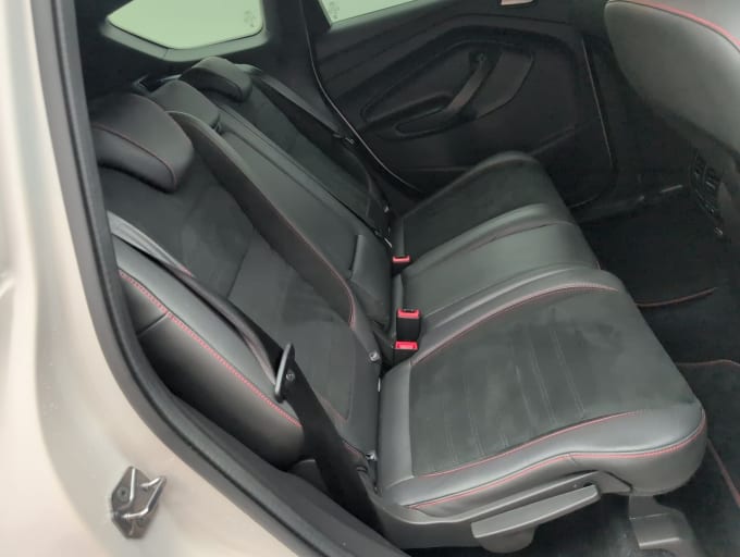 2025 Ford Kuga