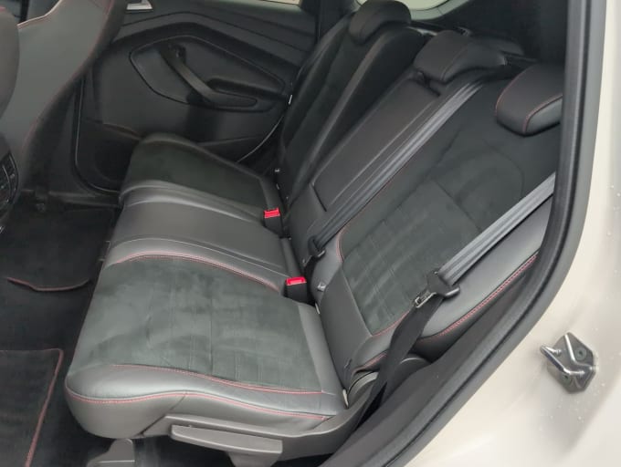 2025 Ford Kuga