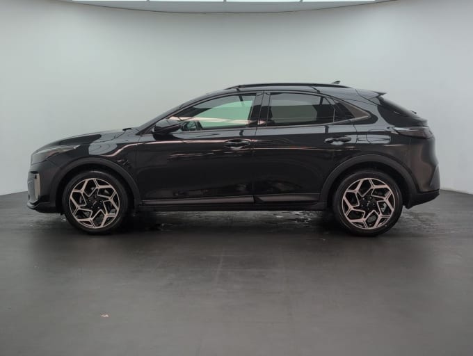 2025 Kia Xceed