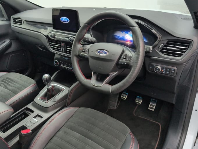2025 Ford Kuga